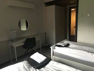 Отель Hotelli Kolari Колари Двухместный номер с 2 отдельными кроватями-1